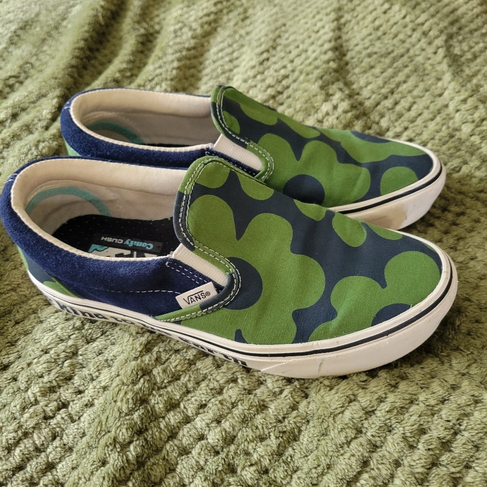 Vans Comfy Cush slip one size 7.5